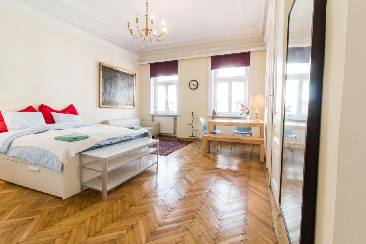Beautiful Viennese Apartment ภายนอก รูปภาพ
